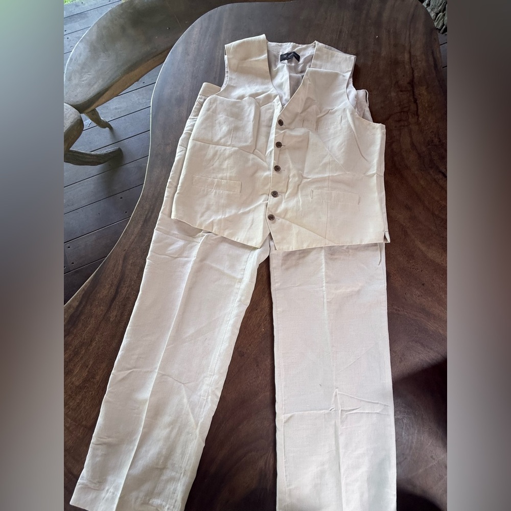 Sex in the City Quality Men’s Linen Suit Vest and Pants.